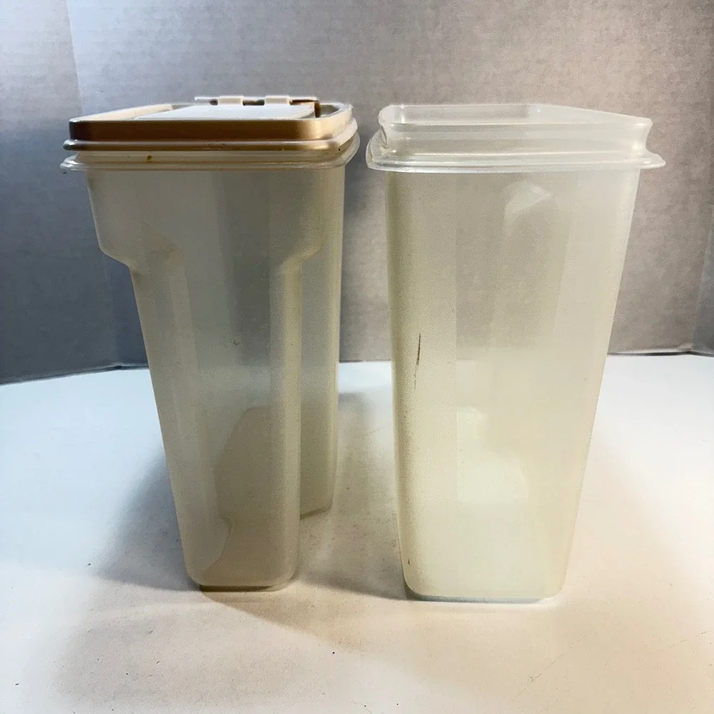 Rubbermaid Cereal Keeper 13 Cup Clear Almond Servin Saver Vintage Container READ
